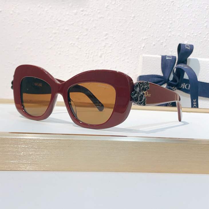 Picture of Dior Sunglasses _SKUfw80880129fw